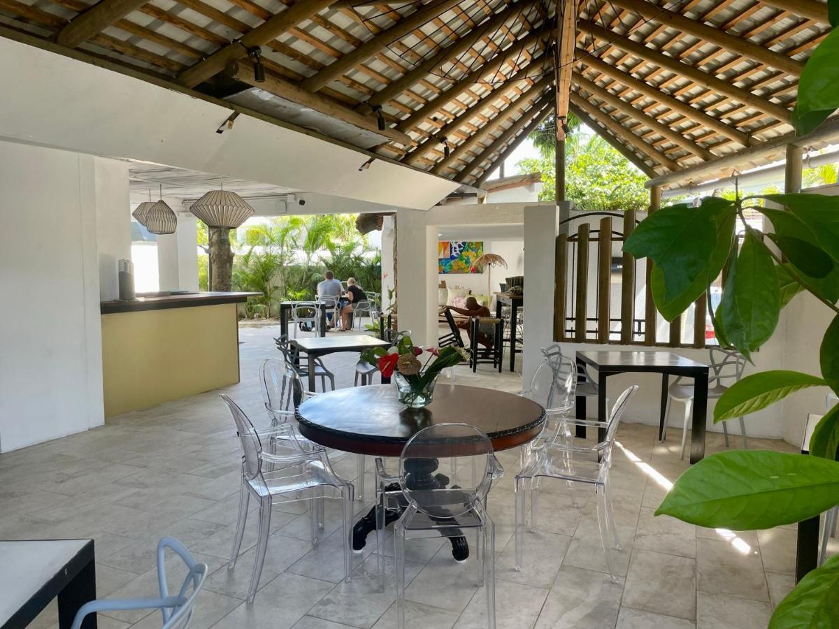 Hotel Cosy Sous Le Badamier